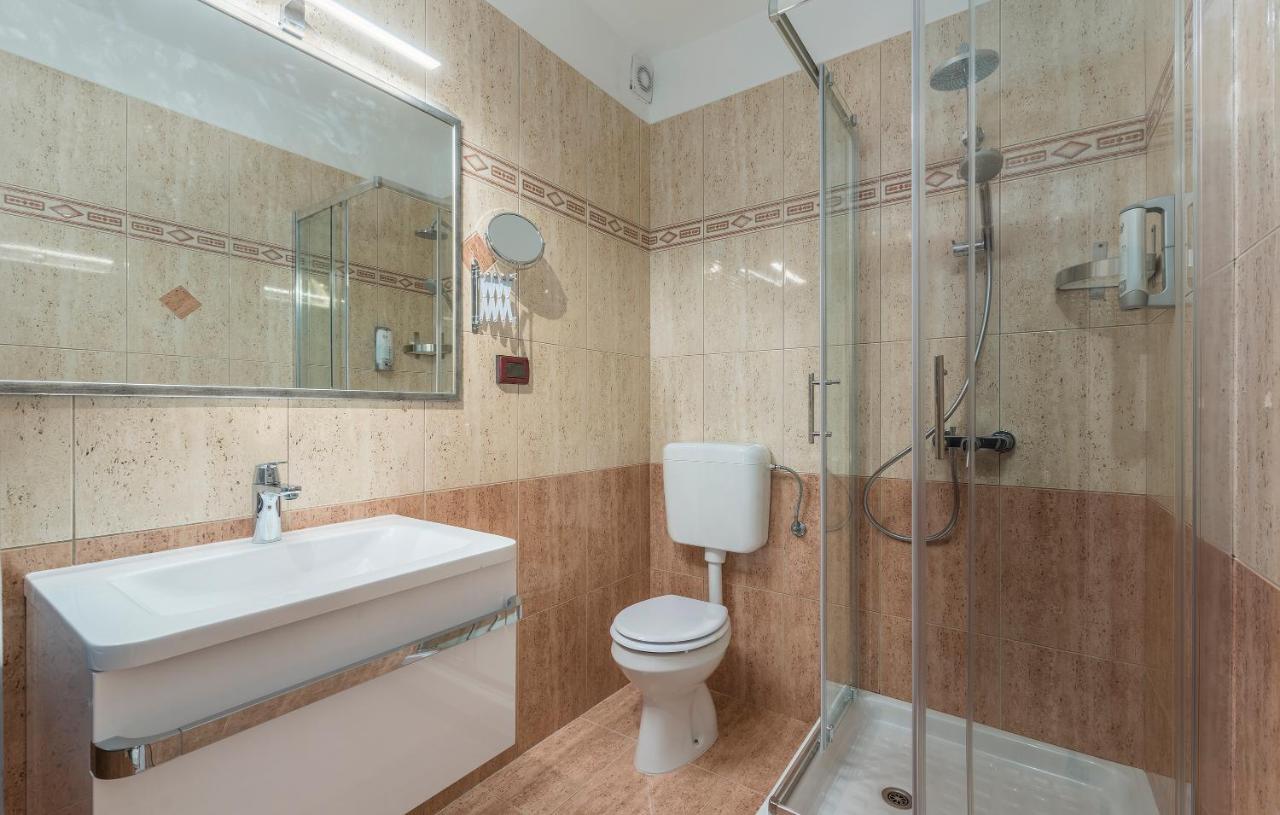 Rooms Porto Савудрия Экстерьер фото